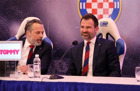 Hajduk Predstavio Novog Trenera Ovo Je Ljubav Emocija Strast Hrt