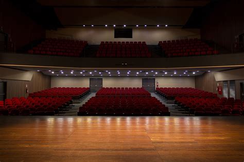 Teatro Sesi abre inscrições para artistas por meio de edital Portal O