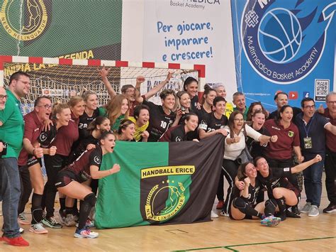 LHandball Erice Batte Sudtirol 33 A 32 E Conquista La Finale Scudetto