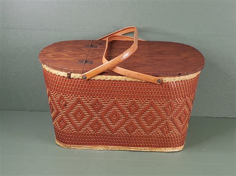 Vintage Redman Picnic Basket With Metal Handles And Diamond Etsy