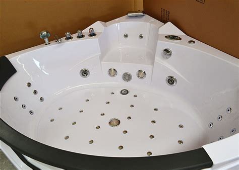 Full Body Therapy Whirlpool Spa Tub Extra Large Freestanding Jacuzzi Tub