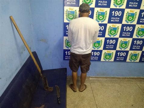 Homem é preso por tentar matar enteada foice em distrito de