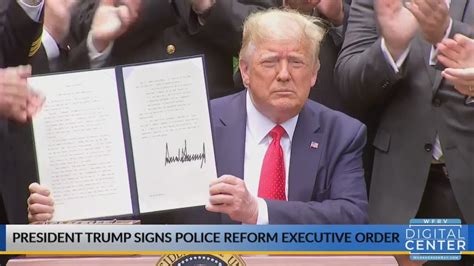 Trump Signs Policing Executive Order Youtube