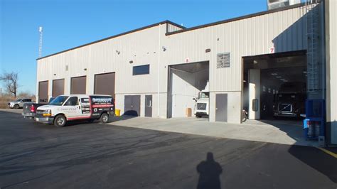 Expressway Trucks Body And Driveline Shop 314 Darrell Dr Ayr On N0b