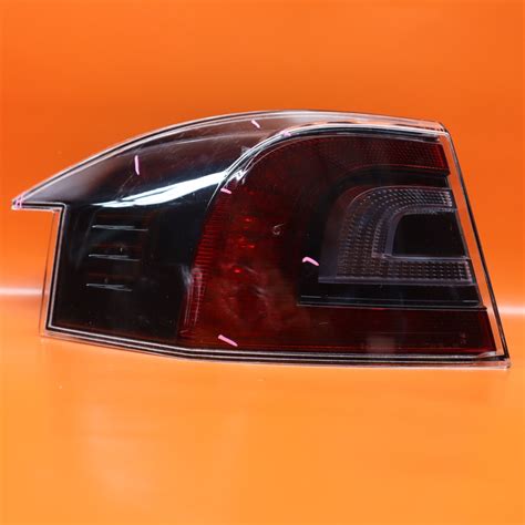 TESLA MODEL S TAIL LIGHT LEFT 2016 2017 2018 2019 2020 2021 6005918 00