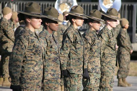 Women to graduate from Marine Corps infantry training course for first ...