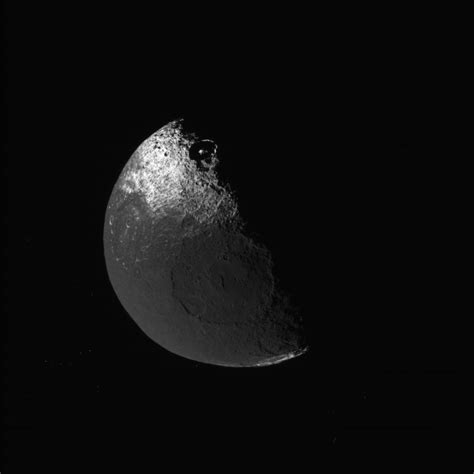 Image Of Iapetus Nasa Solar System Exploration