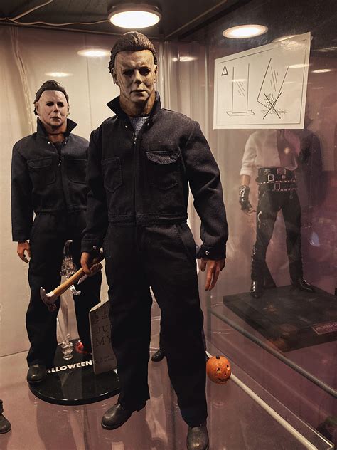 Michael Myers Deluxe Sixth Scale Figure By Sideshow Collectibles