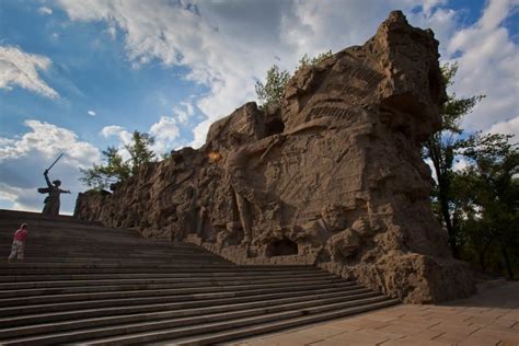 Mother Russia Stands Proud Over Volgograd | The Planet D