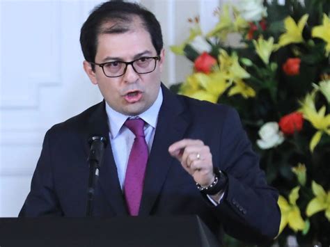 Fiscal General de Colombia entrega a Ecuador información sobre el líder