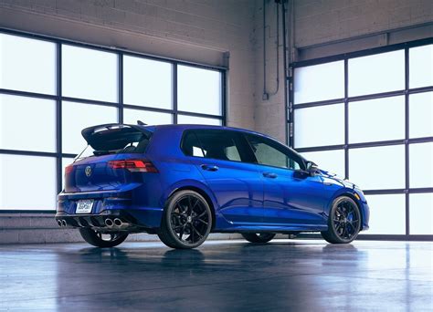 2022 VOLKSWAGEN GOLF R 20 YEARS EDITION Fabricante VOLKSWAGEN