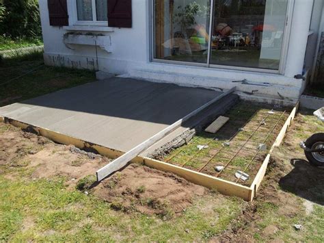 Comment faire une terrasse avec des dalles en béton Housekeeping