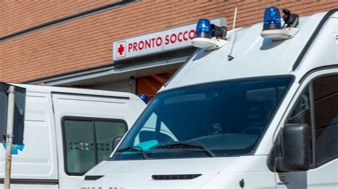 San Felice Precipita Da Unimpalcatura Morto Un Operaio La Citt News