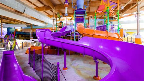 18 Indoor Water Parks in the U.S. For All-season Fun » Savoteur