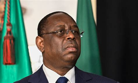 Macky Sall explique pourquoi il ne prévoit pas de revenir au Sénégal