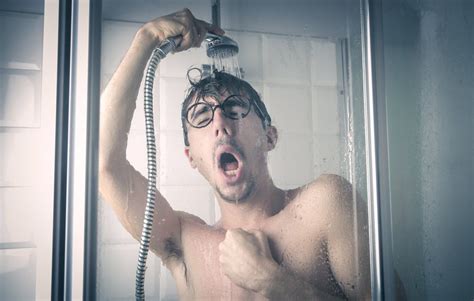 This Guy Took Freezing Cold Showers Every Day For A Week Heres What