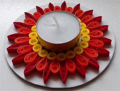 Pin By Najma Mamdani On Diva Quilling Flower Designs Quilling