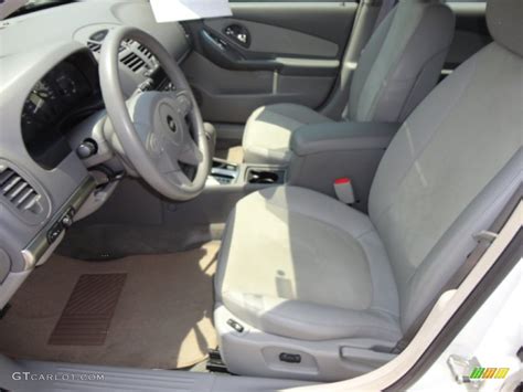 2004 Chevrolet Malibu Maxx LT Wagon interior Photo #50728926 | GTCarLot.com