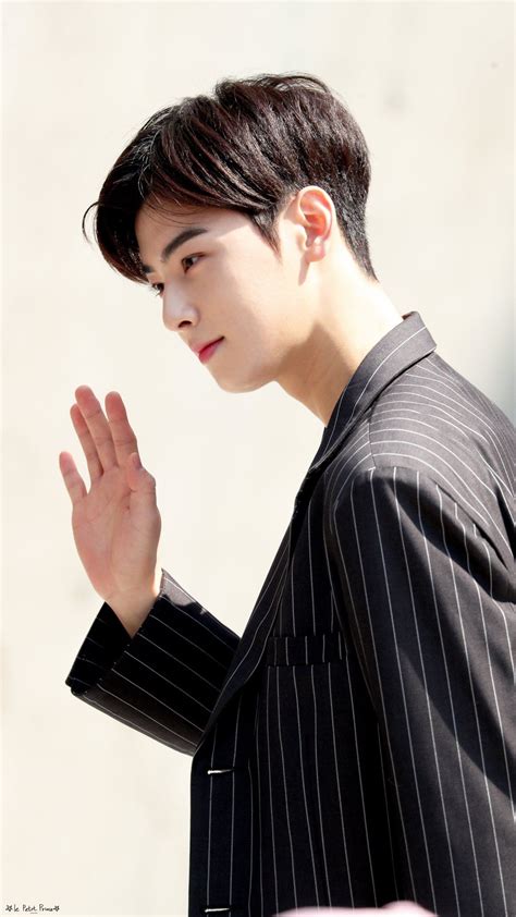 Eunwoo Pics On Twitter Cha Eun Woo Cha Eun Woo Astro Mens Hairstyles