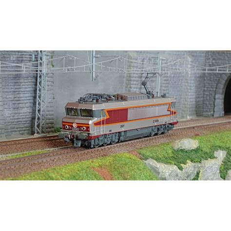 Locomotive électrique CC 21004 SNCF Jouef HJ2422S livrée argent