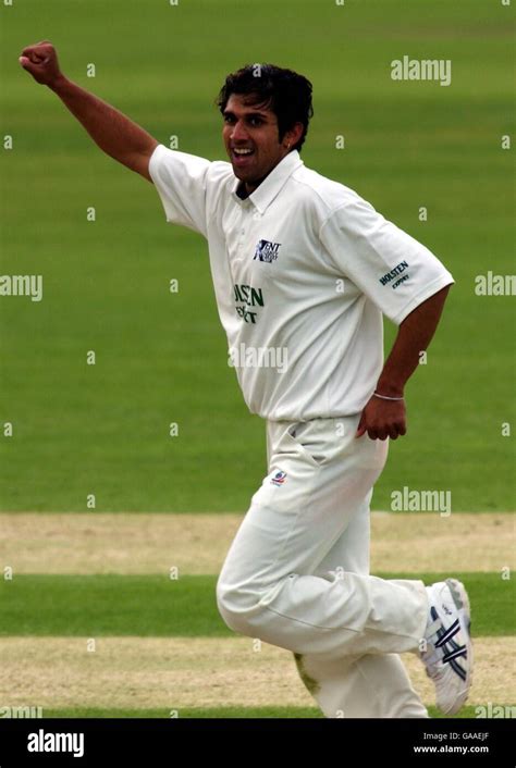 Cricket Benson And Hedges Cup Surrey V Kent Stock Photo Alamy