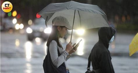 北北基等11縣市豪大雨特報 鄭明典驚「這頂帽子戴了好久」：對流胞生滅不斷 生活 Ctwant