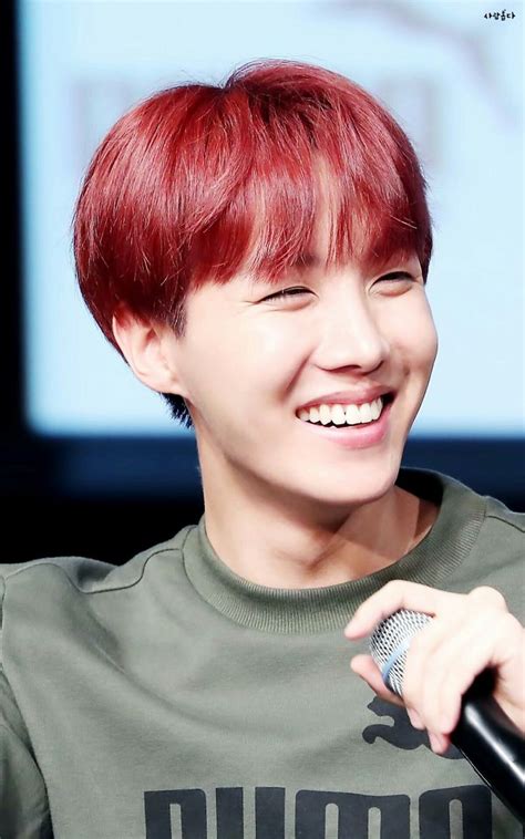 Pin By ♡f♡ On Bts♡ Hoseok Bts J Hope Jung Hoseok