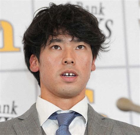 ソフトb尾形崇斗 オスナとの出会いで心身ともに成長「そのレベルまで行かないと」感謝を胸に前進― スポニチ Sponichi Annex 野球