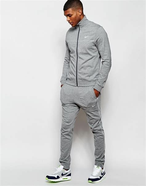 Nike Crusader Tracksuit Set At Track Suit Men Nike Clothes Mens Tracksuit Set