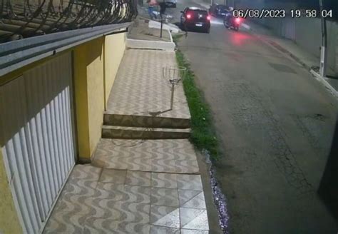 Vídeo mostra momento que homem é morto a tiros por causa de