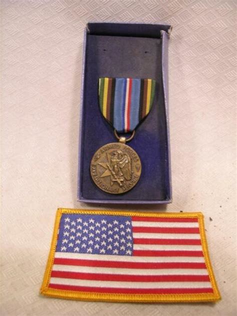 U S Military Armed Forces Expeditionary Medal In Original Box And Flag