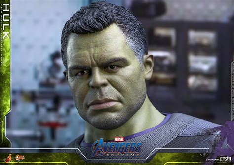 再現浩克彈指姿態 Hot Toys MMS558 復仇者聯盟終局之戰浩克 Hulk 1 6 比例人偶作品