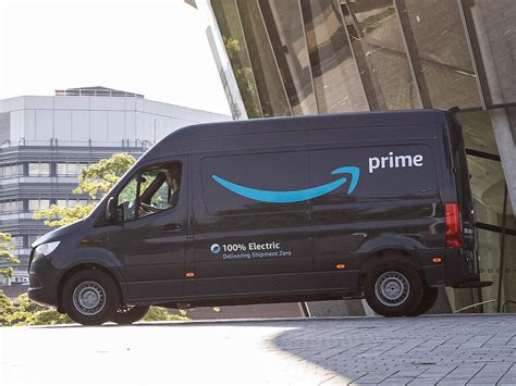 Amazon To Add 1800 Mercedes Electric Vans To European Fleet