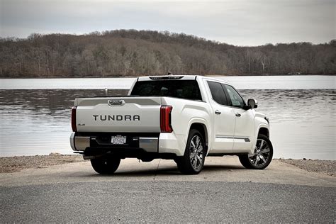 Toyota Tundra Hybrid: 5 things we love about it (and 3 things we hate ...