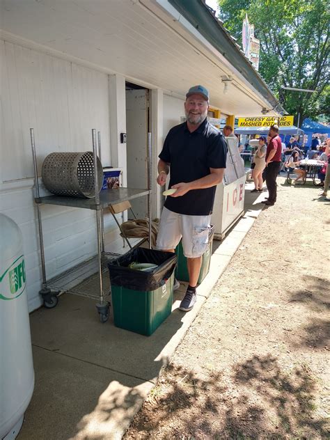 Brat Stand Waconia Lions Club