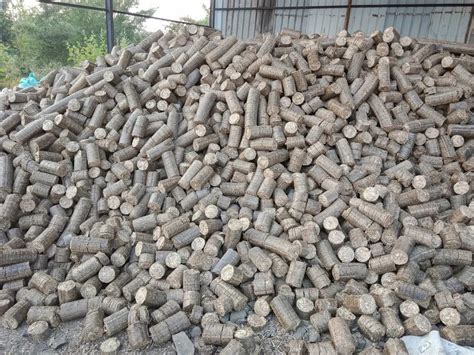 Mm Sawdust Biofuel Briquette For Burning Round Head At Kg In