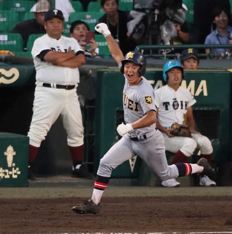 ＜仙台育英・大阪桐蔭 高校野球＞9回、馬目は左中間に逆転サヨナラ二塁打を放ち大阪桐蔭の春夏連覇の夢を打ち砕く ― スポニチ Sponichi