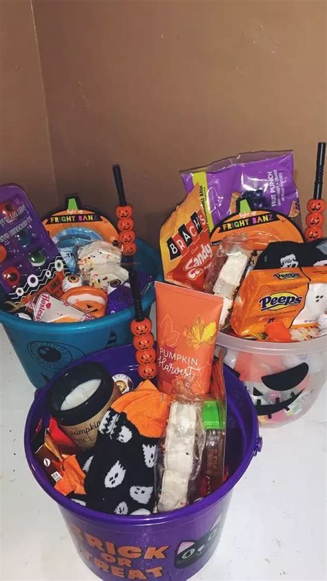 Spooktasticly Fun Diy Boo Basket Ideas Halloween Treat Baskets