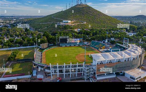 Vista A Rea Del Mirador Sobre La Colina Y El Estadio Emilio Ibarra