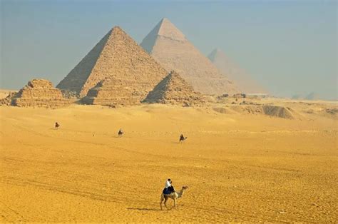 15 Famous AFRICAN LANDMARKS To See | Beautiful Landmarks in Africa