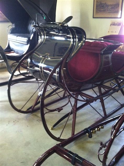 Restored Horse Drawn Sleigh Woodlyn Coach Company Millersburg Ohio