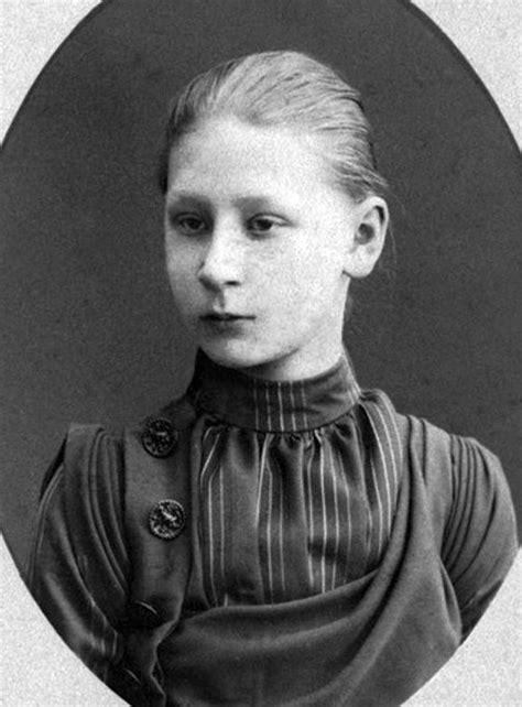 Древо - иллюстрация: Екатерина Андреевна Арская. Фото