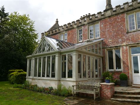 Conservatory Extensions | Bespoke Conservatories from Orangeries UK