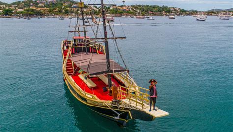 Passeio De Escuna Pirata Grand Perola Negra Em B Zios Ondaarraial