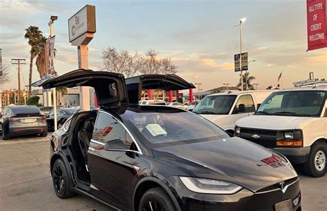 Tesla Model X D Deboss Motors