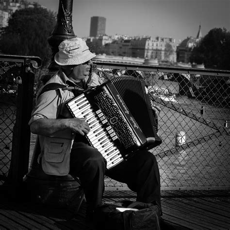 Paris Street Musician Free Image Download