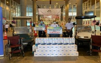 Bernama Lzs Salur Sumbangan Rm Kepada Hospital Di Selangor