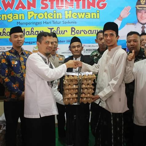 Cegah Stunting Disnakeswan Laksanakan Gerakan Makan Telur Bersama Dan