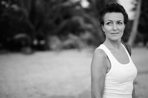 517 Mature Woman Short Hair Beach Stock Photos Free Royalty Free Stock Photos From Dreamstime