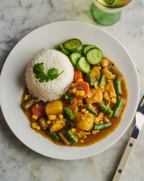 Japanese Chicken And Vegetable Curry With Rice Karei Raisu Kitchn